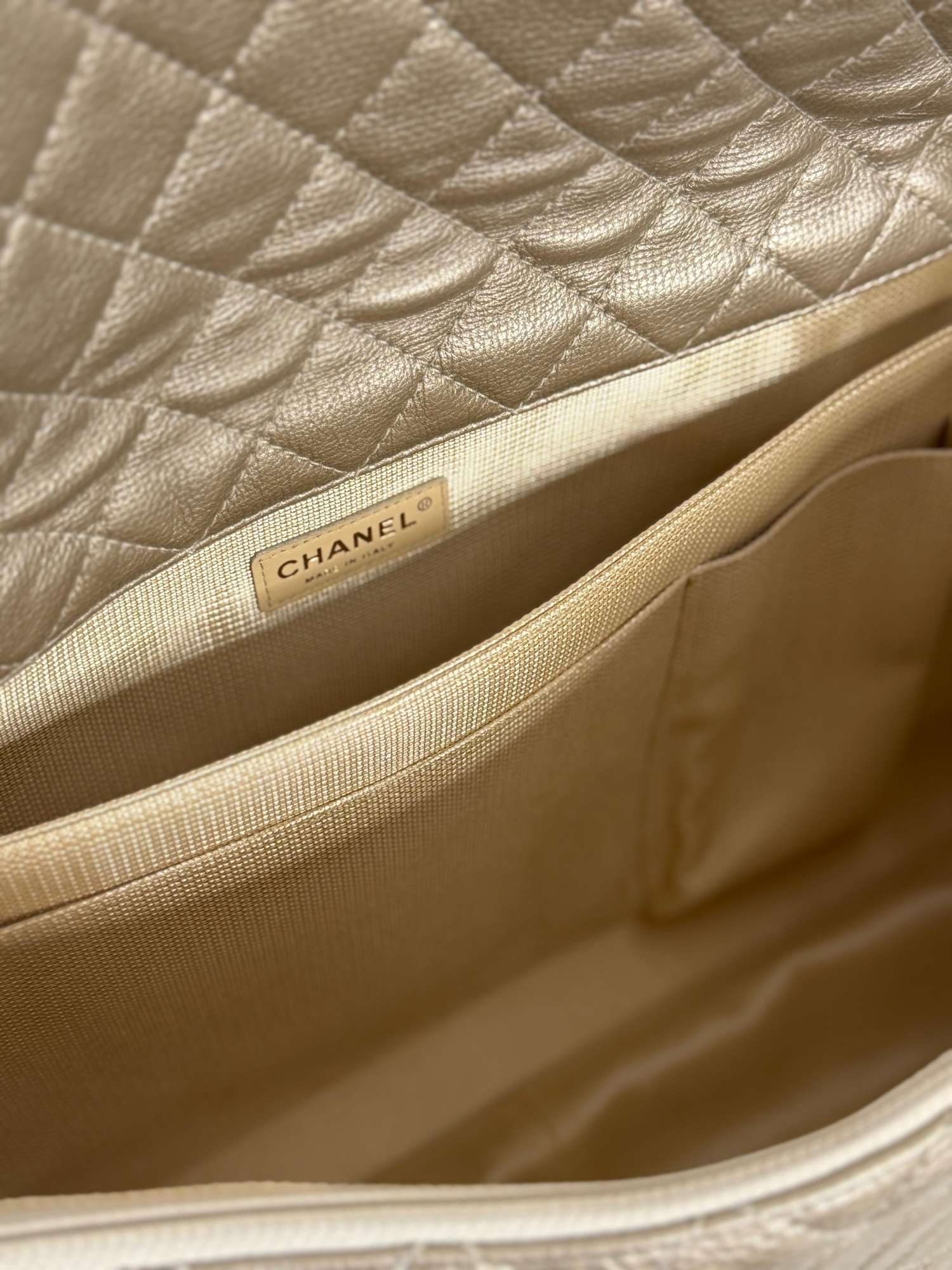 Chanel vintage XL Jumbo