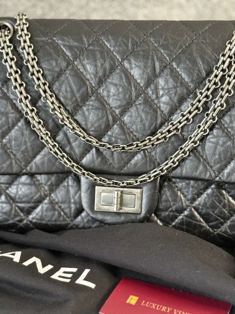 Chanel Reissue 227