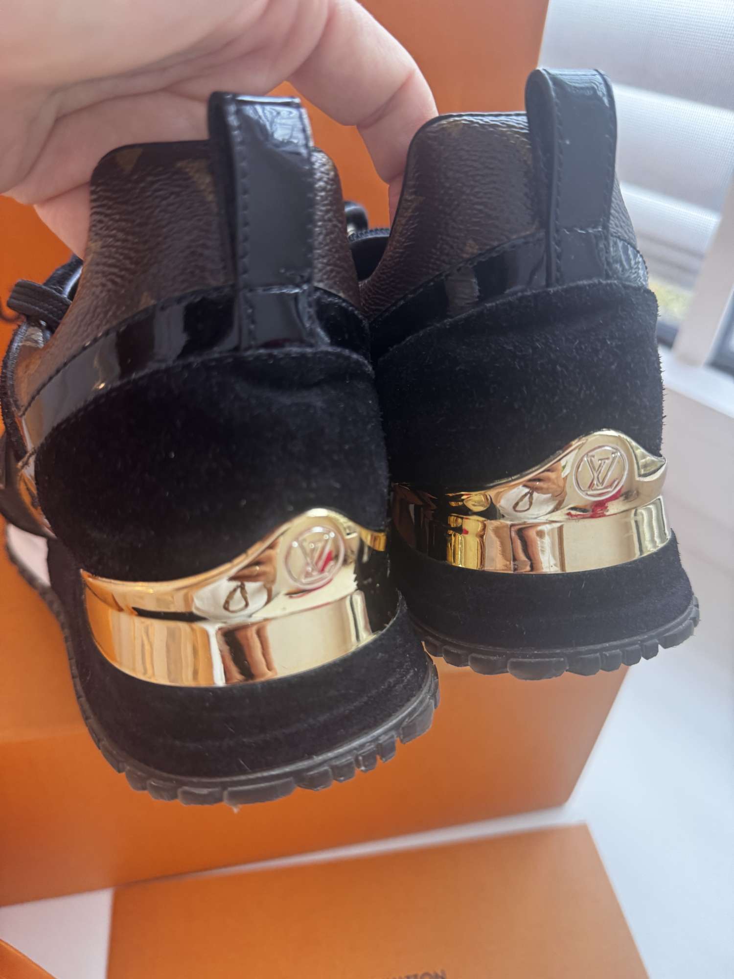 Louis Vuitton run away tenisky