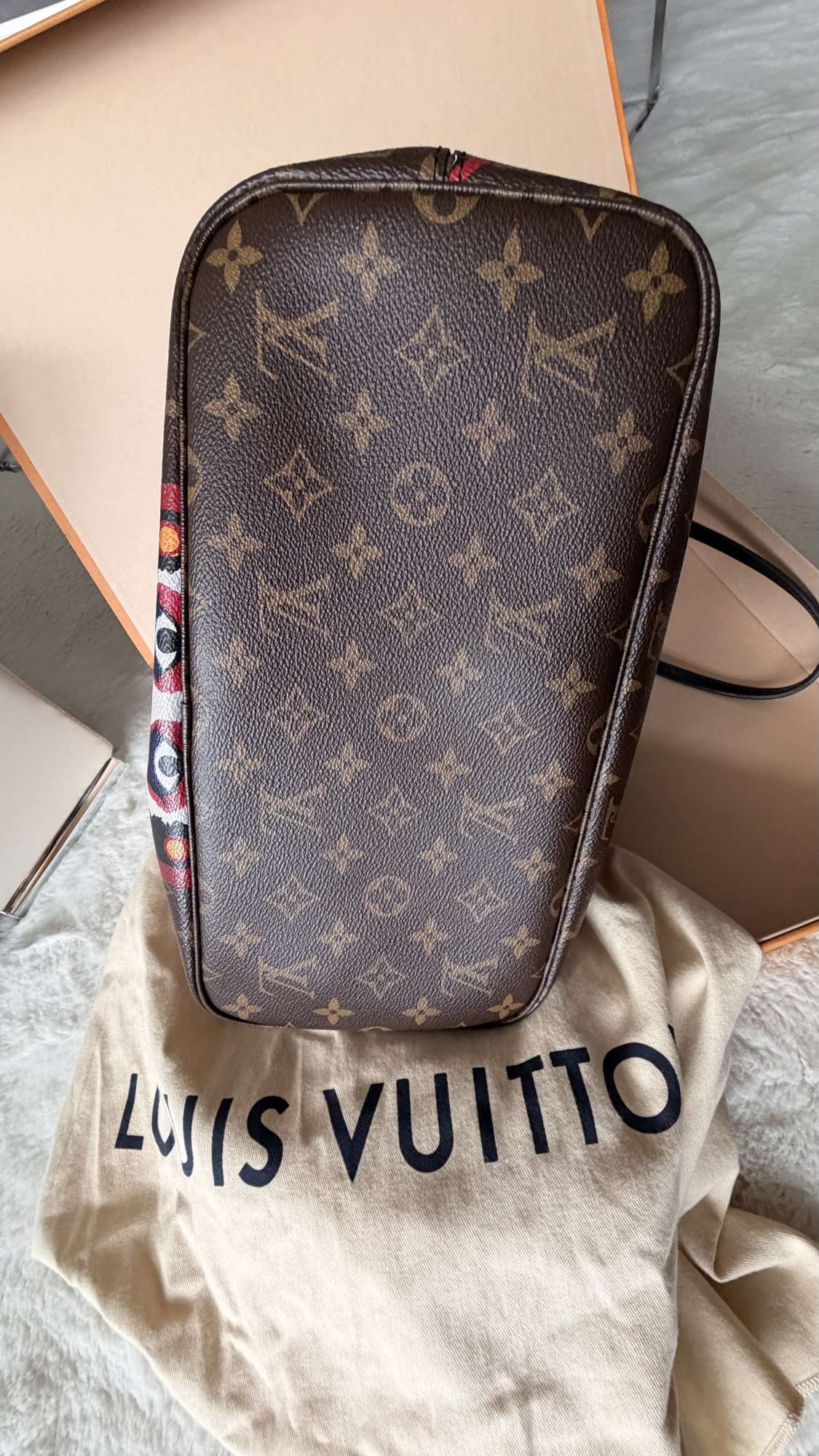 Louis vuitton neverfull kabuki