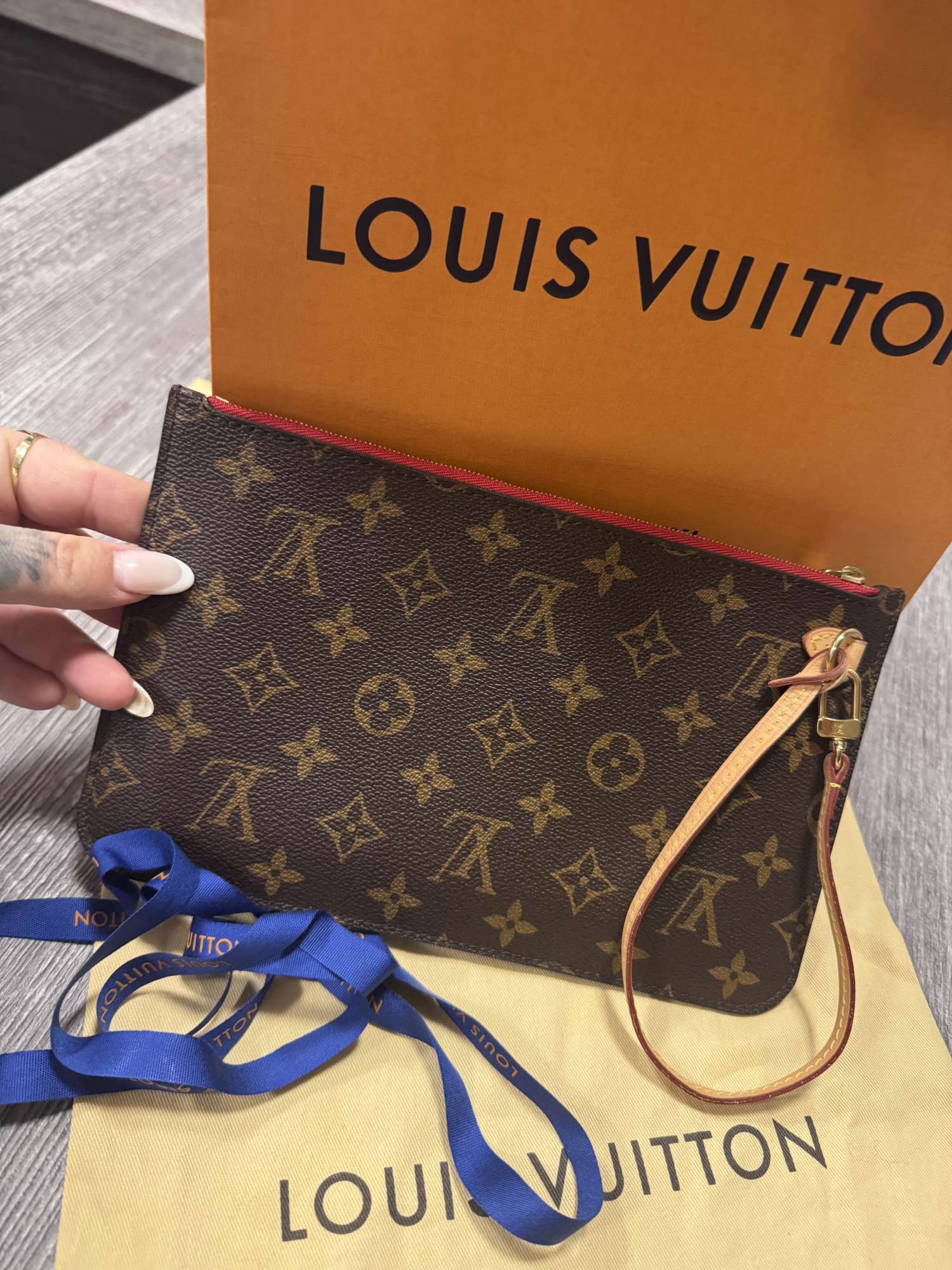 Louis Vuitton Pochette