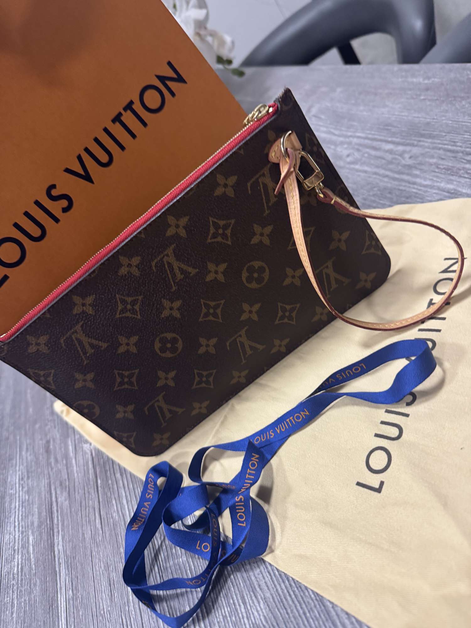 Louis Vuitton Pochette