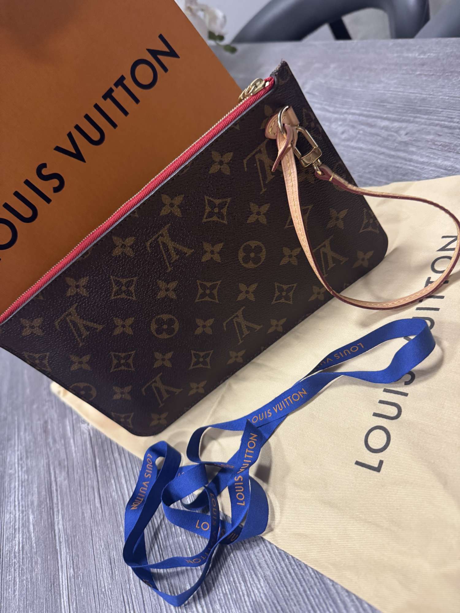 Louis Vuitton Pochette