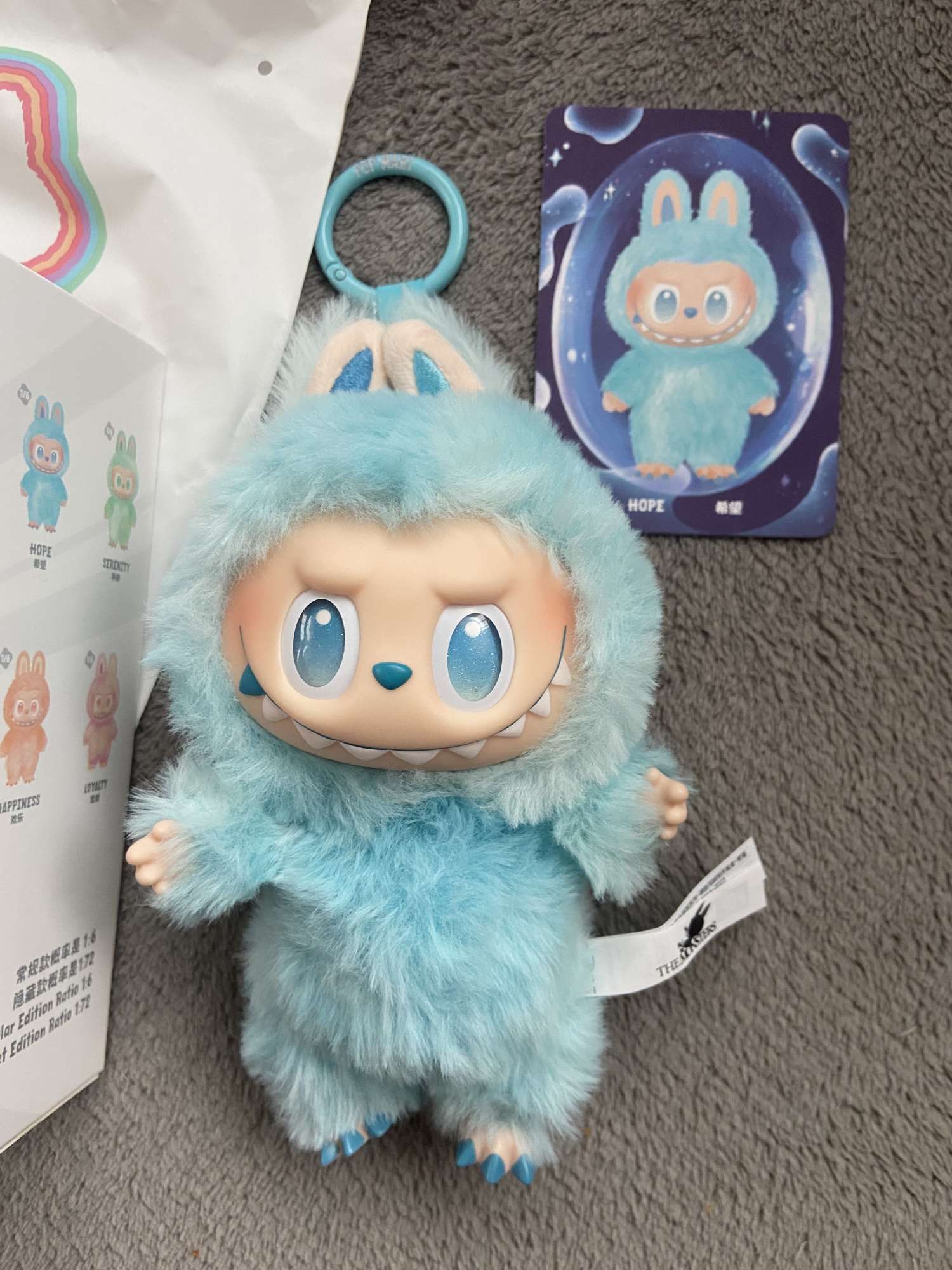 Labubu modry popmart