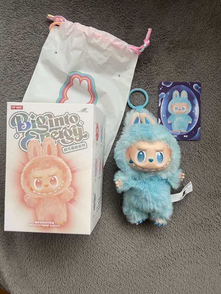 Labubu modry popmart