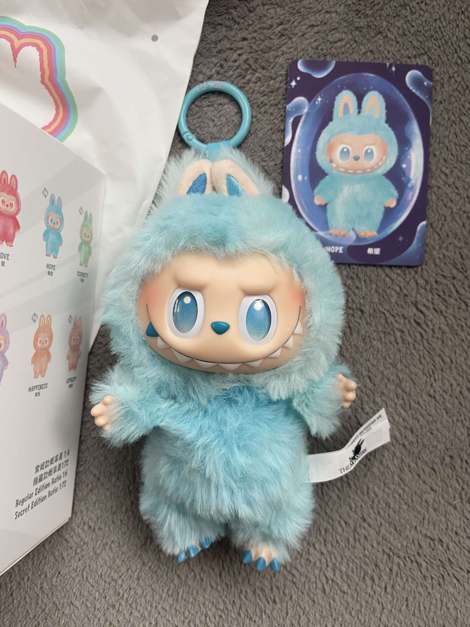 Labubu modry popmart