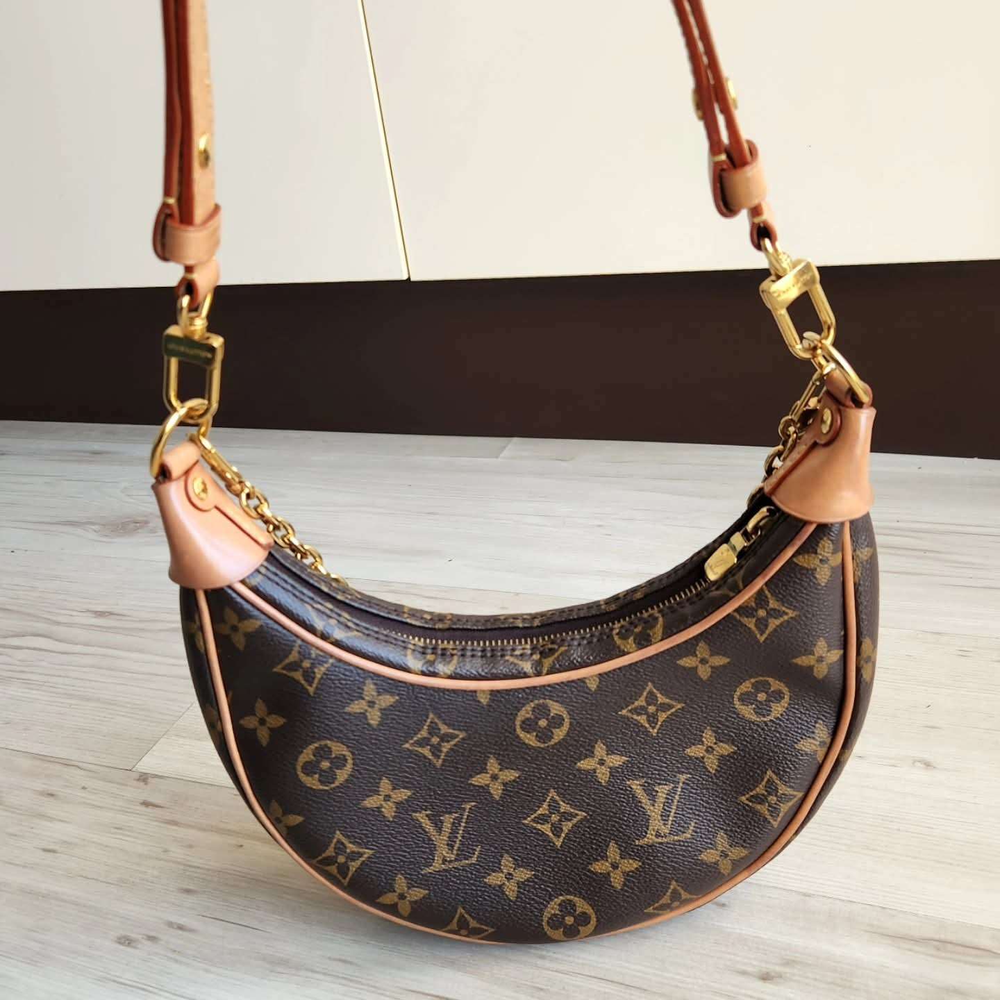 Louis Vuitton Loop