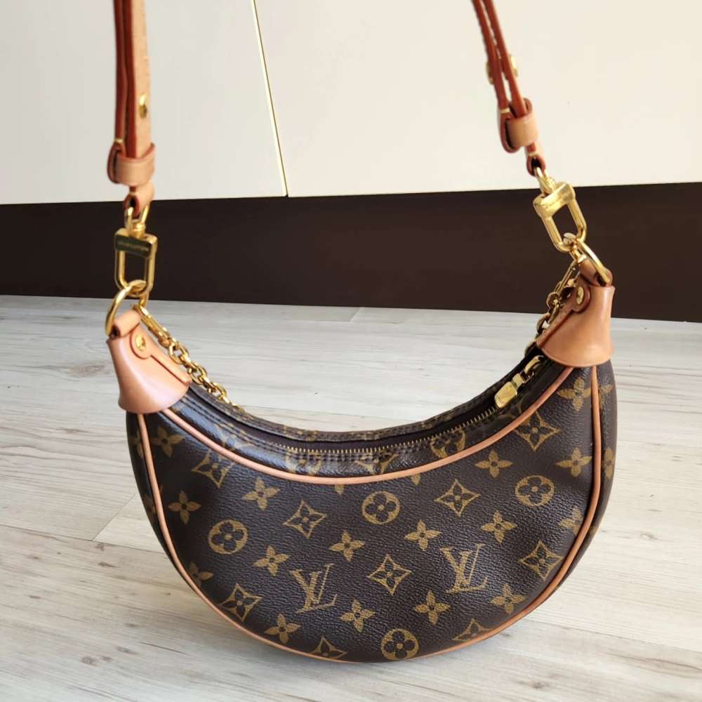 Louis Vuitton Loop