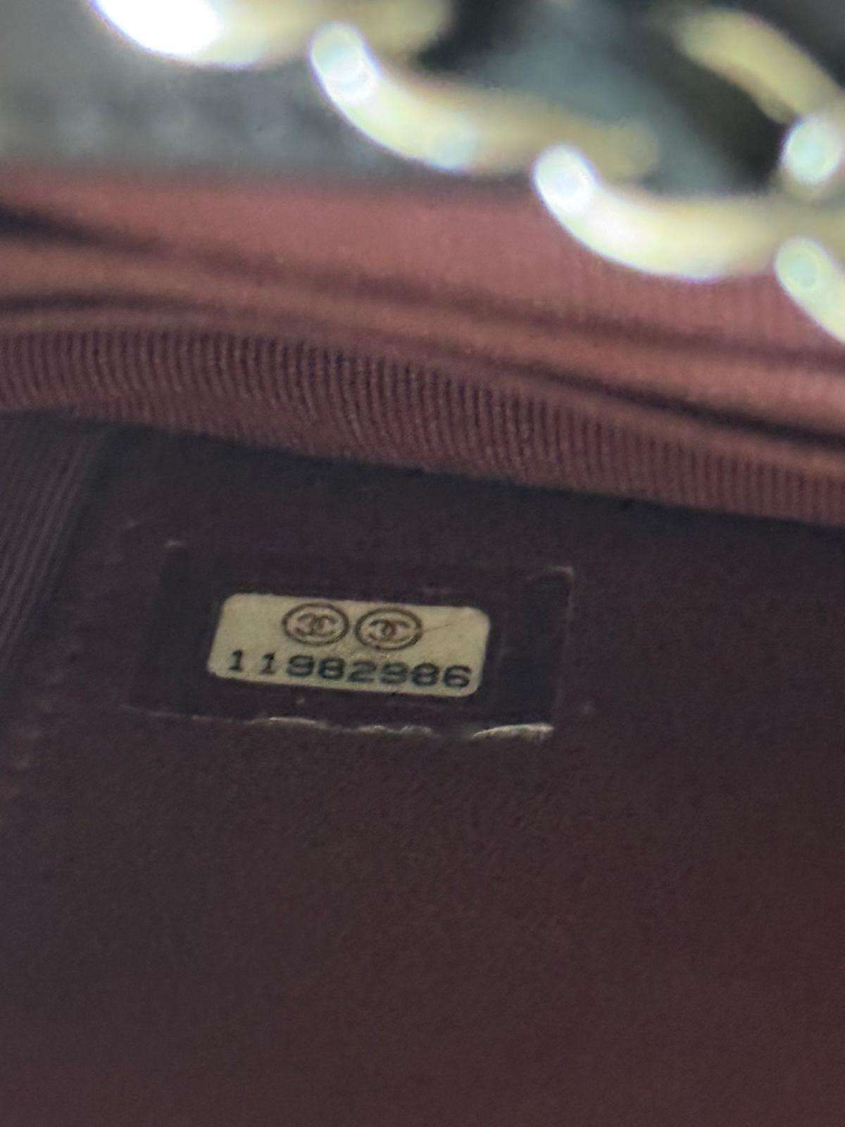 Chanel wallet on chain