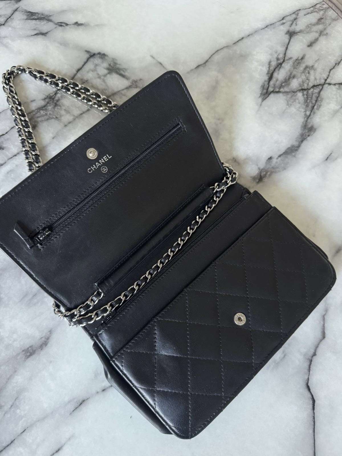 Chanel wallet on chain