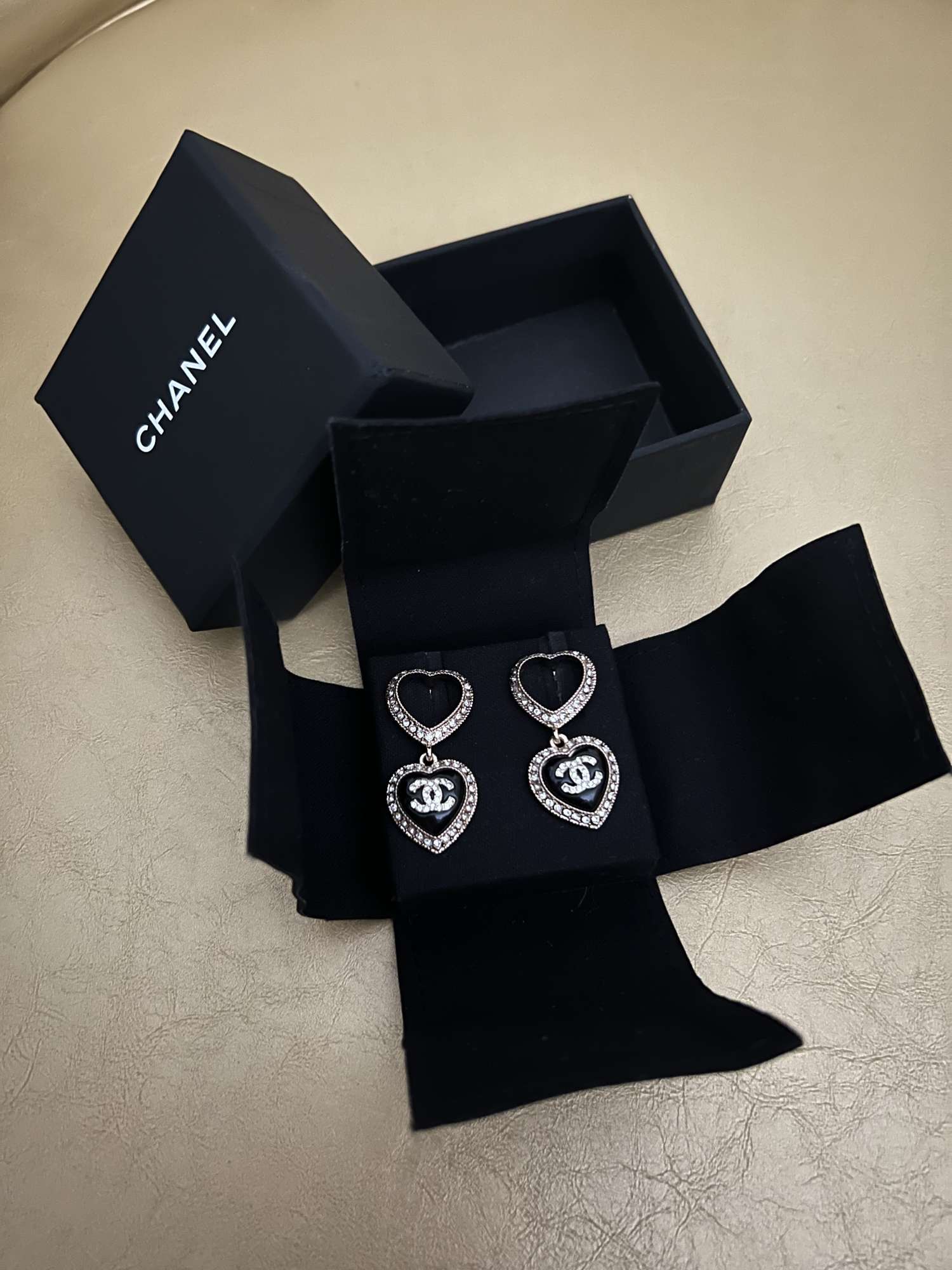 Chanel náušnice