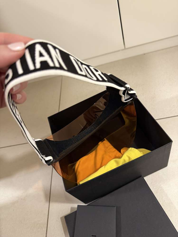 Diorclub1 Visor Orange