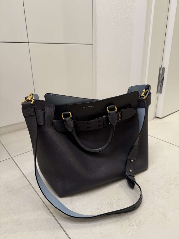Burberry leather bag