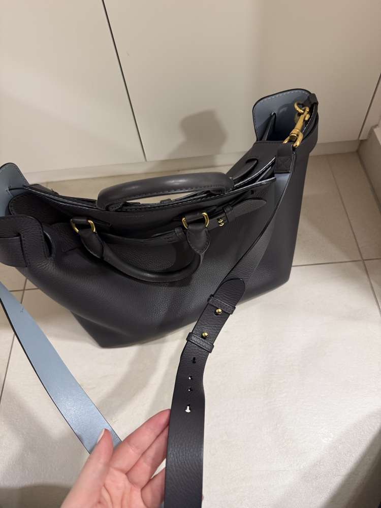 Burberry leather bag
