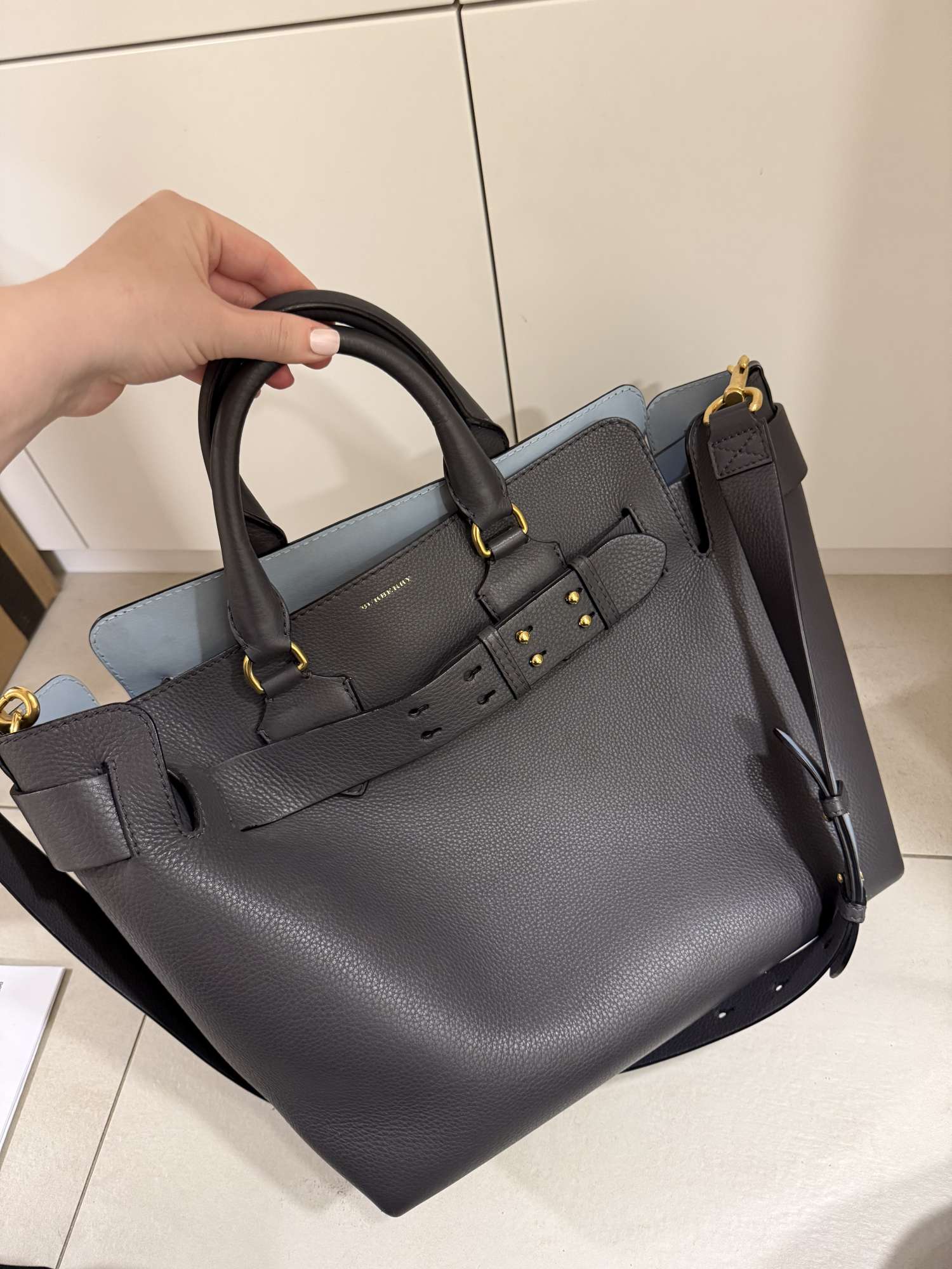 Burberry leather bag