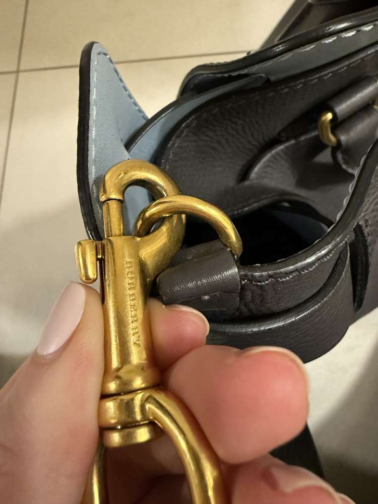 Burberry leather bag