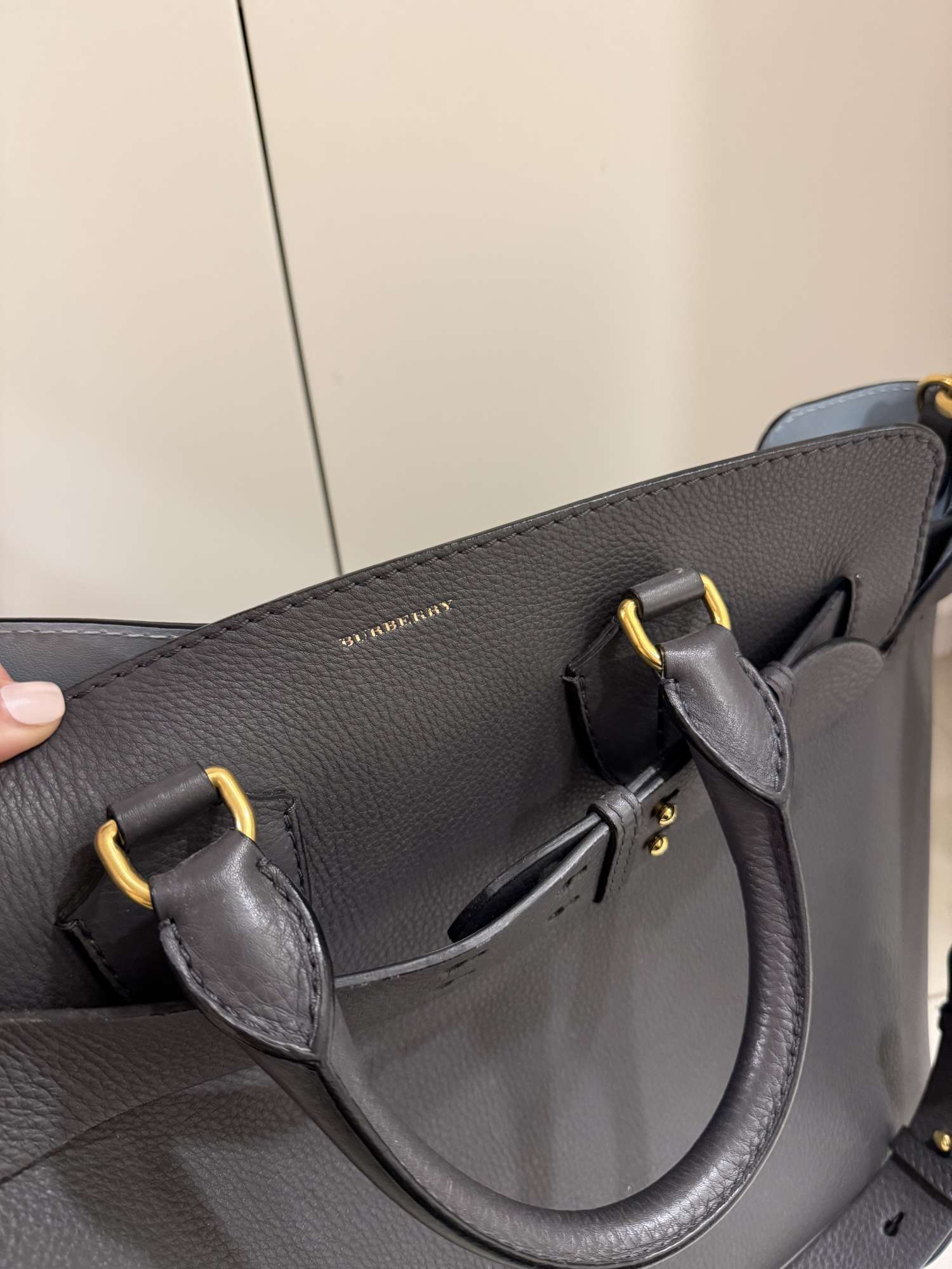 Burberry leather bag
