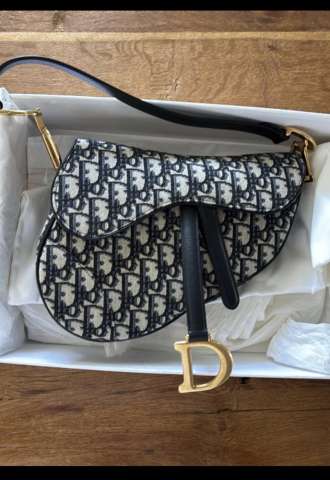 https://vipluxury.sk/Dior Saddle bag