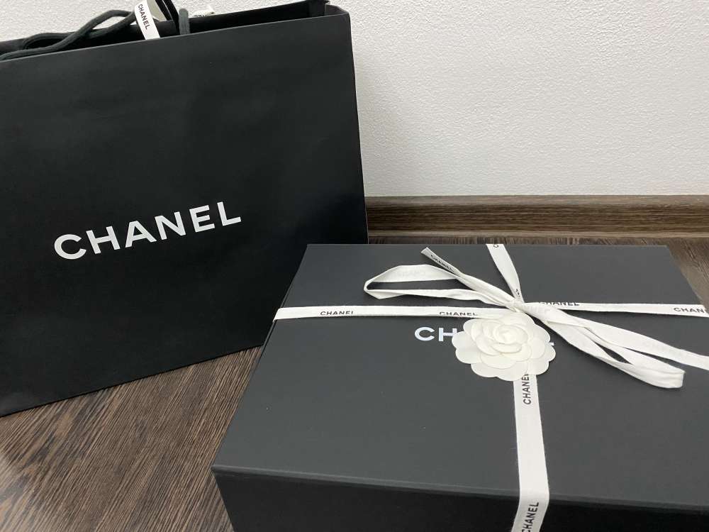 Chanel boy medium