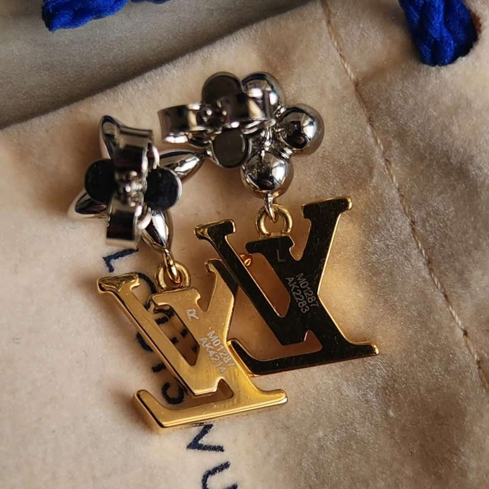 Louis Vuitton Nausnice