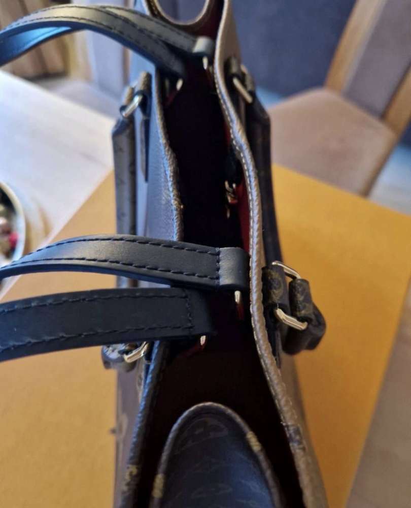 Louis Vuitton Onthego MM