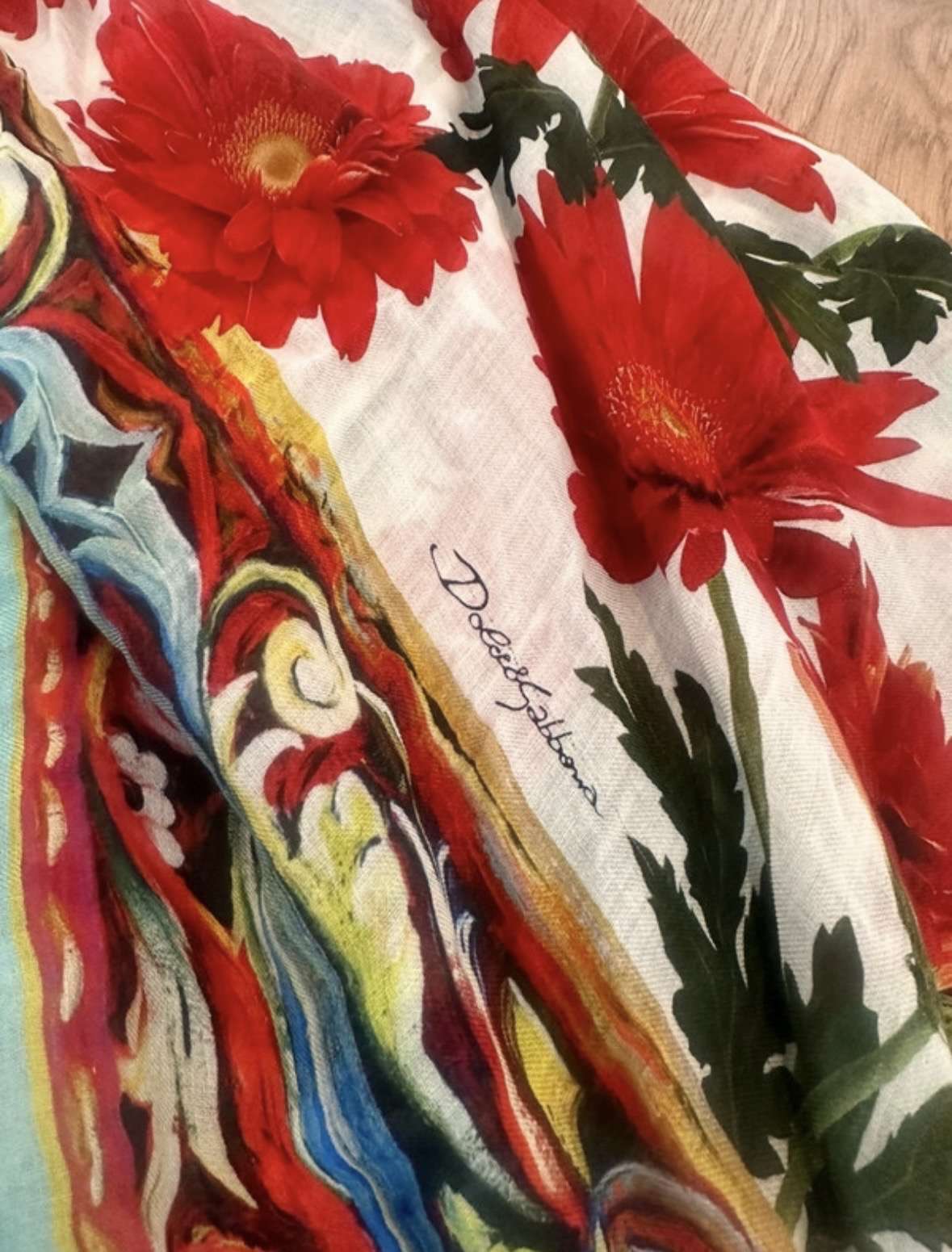 Zľava Dolce&Gabanna šál