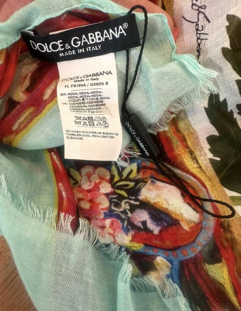 Zľava Dolce&Gabanna šál