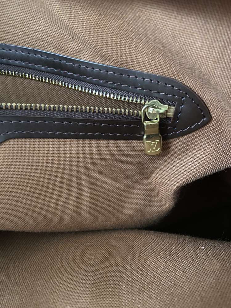 Louis Vuitton chelsea