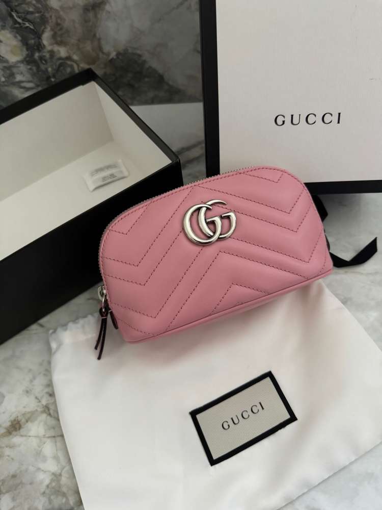 Gucci Marmont kožená taštička