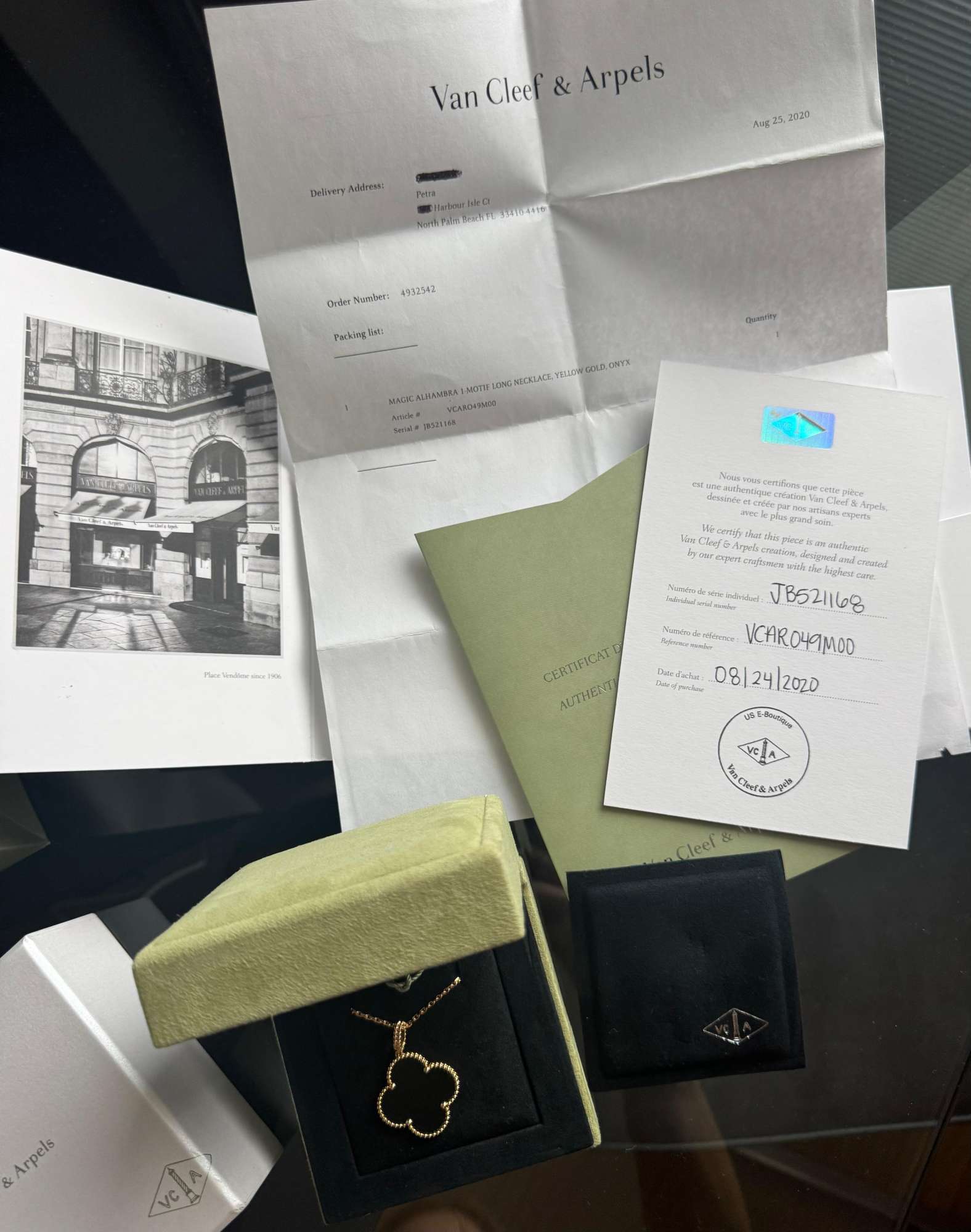 Van Cleef &Arpels nahrdelnik