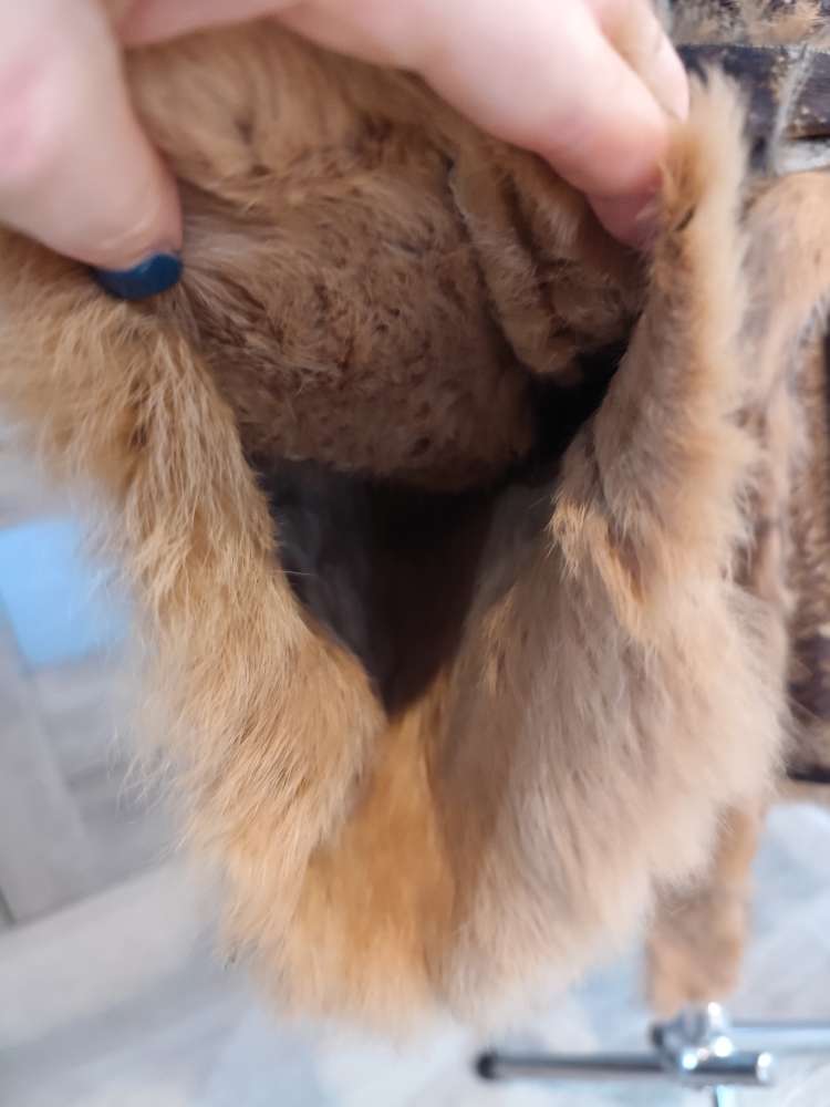 Luxusný kozusinovy kabatik