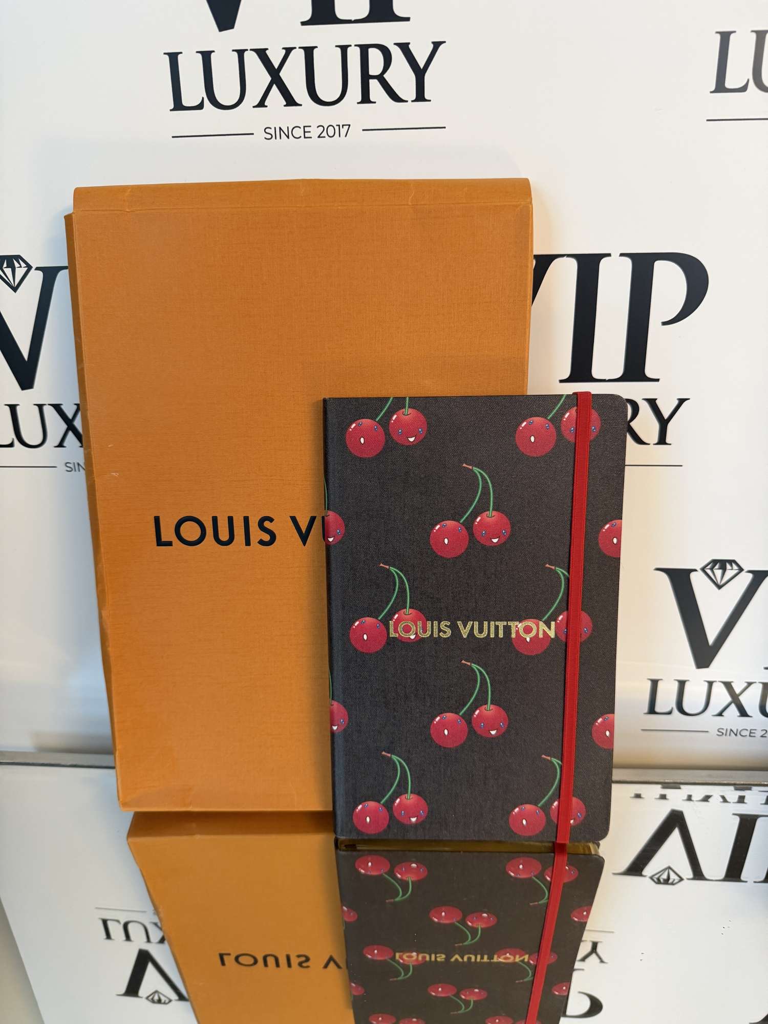 Louis Vuittonx Murakami zápisník