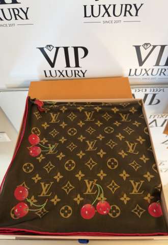 https://vipluxury.sk/Louis Vuitton x Murakami šatka