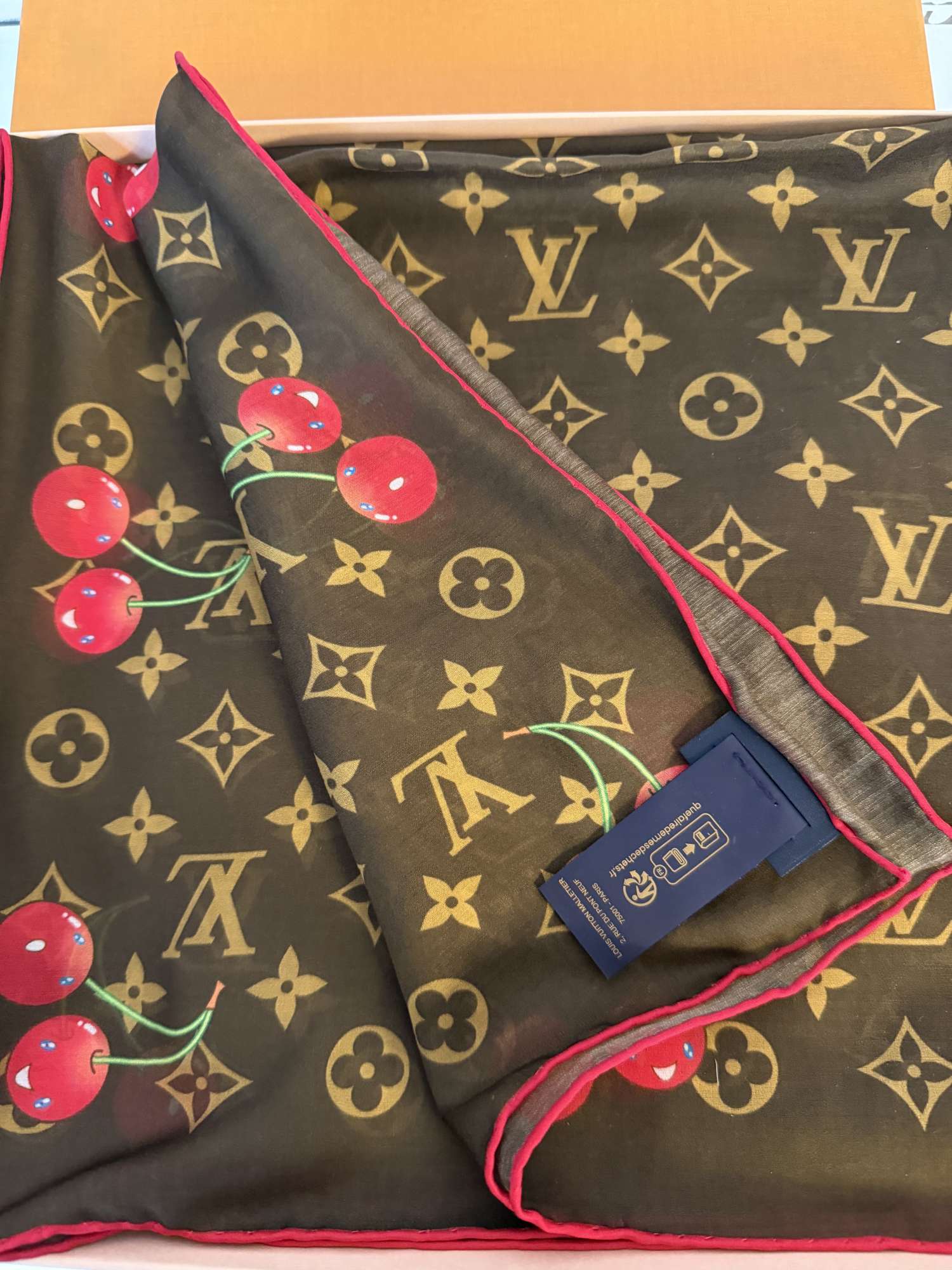 Louis Vuitton x Murakami šatka