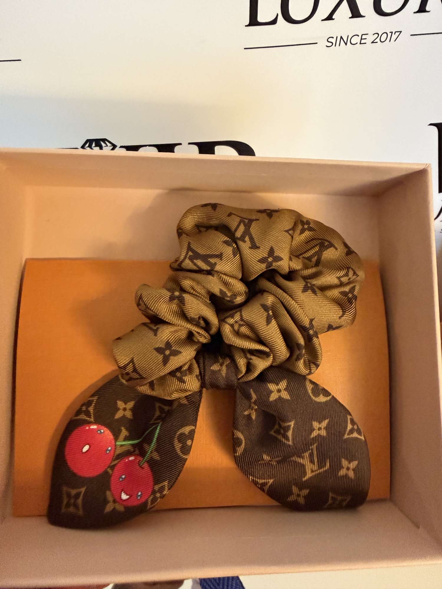 Louis Vuitton x Murakami gumička