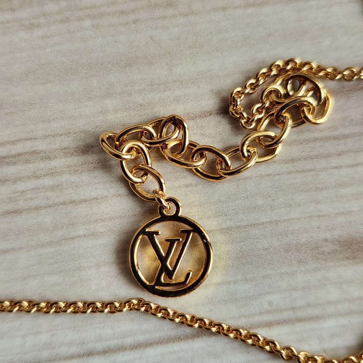 Louis Vuitton Nahrdelnik