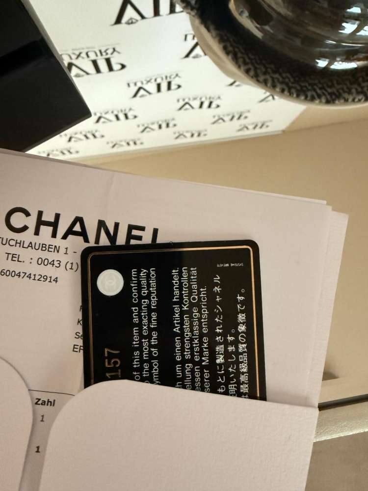 Chanel boy WOC