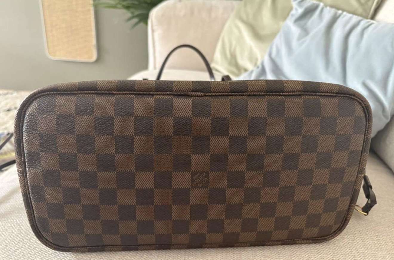 Louis Vuitton Neverfull MM