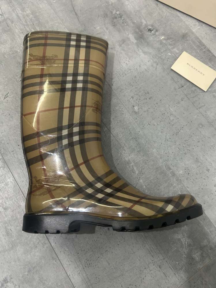 Burberry holinky