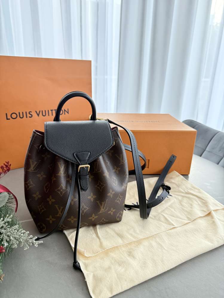 LOUIS VUITTON Montsouris monogram backpack