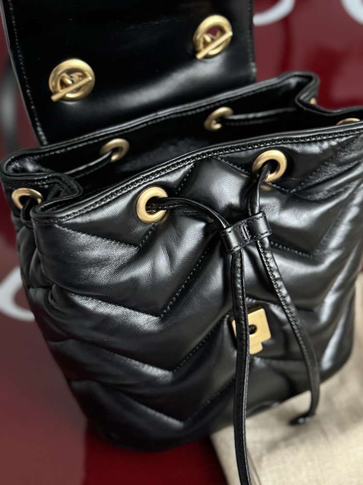 Gucci marmont kožený ruksak