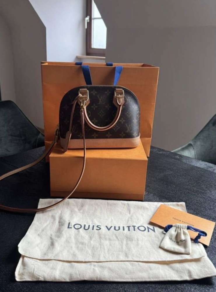 Louis Vuitton Alma BB