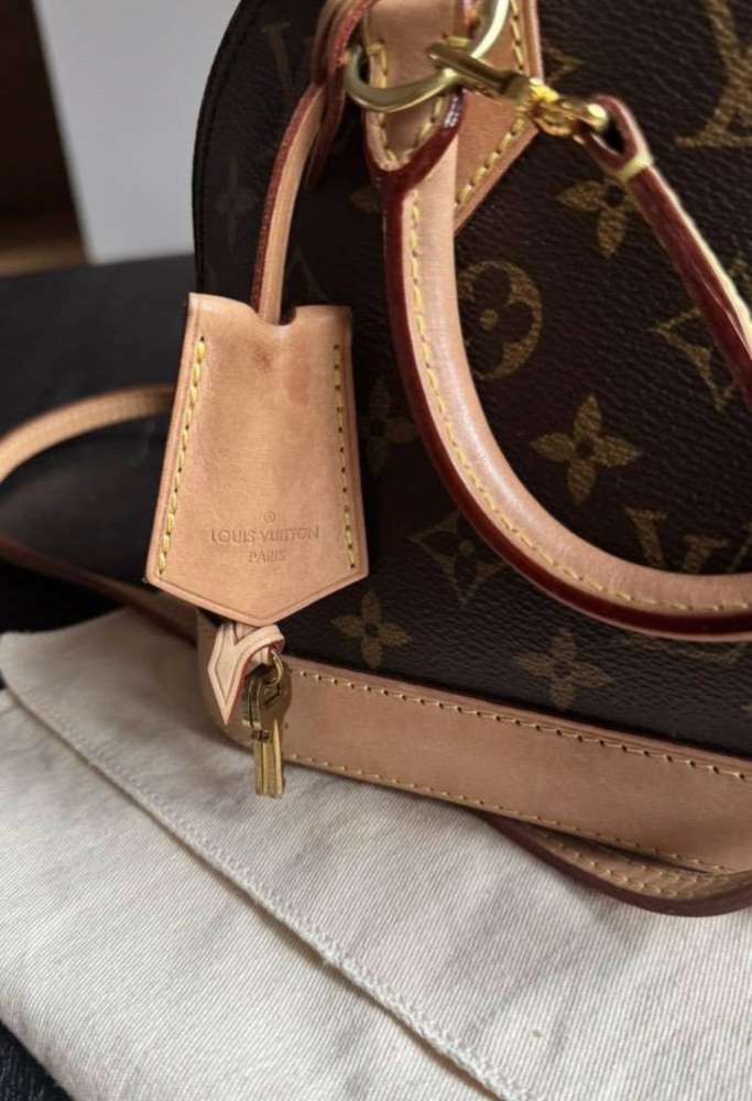 Louis Vuitton Alma BB