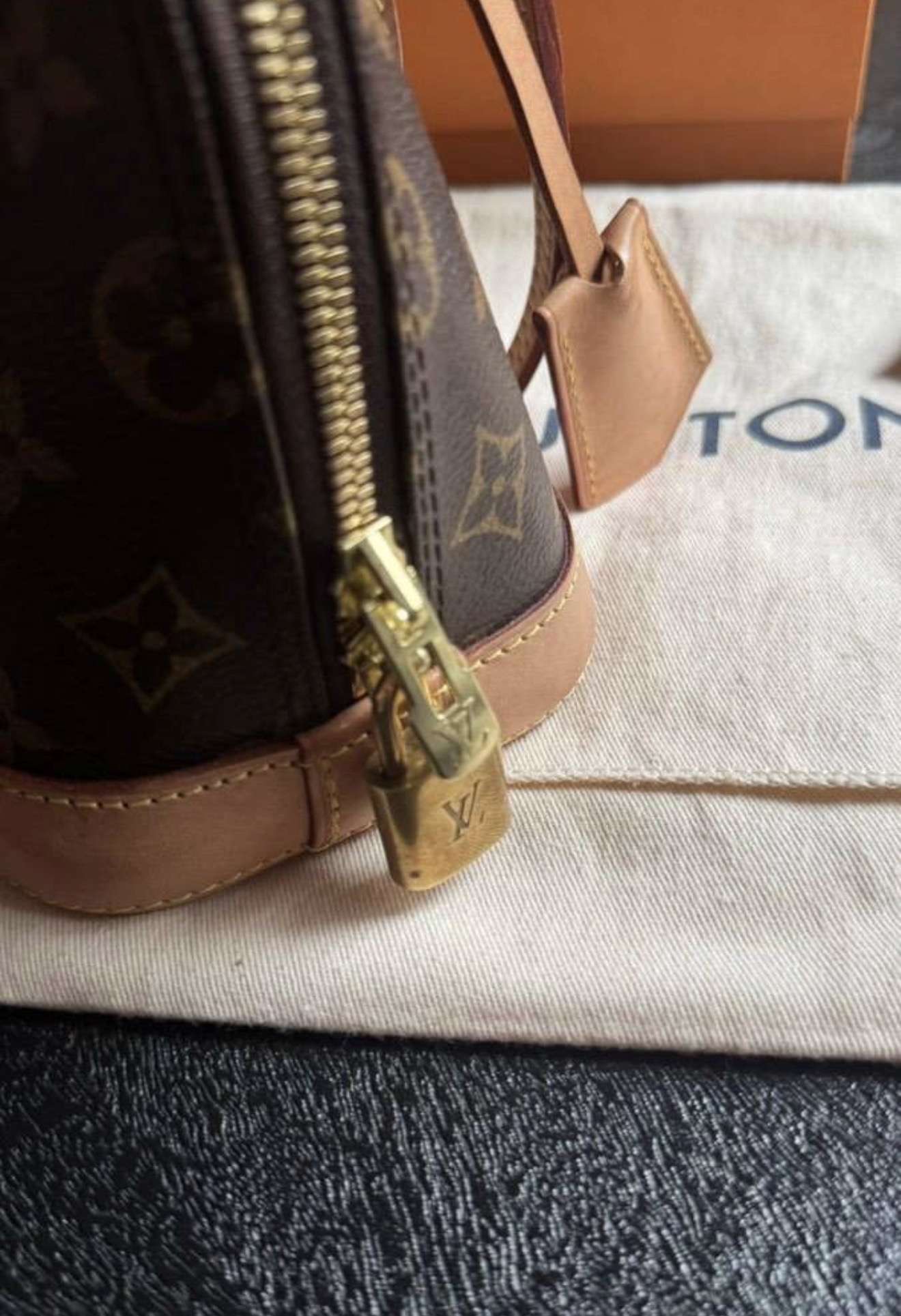 Louis Vuitton Alma BB