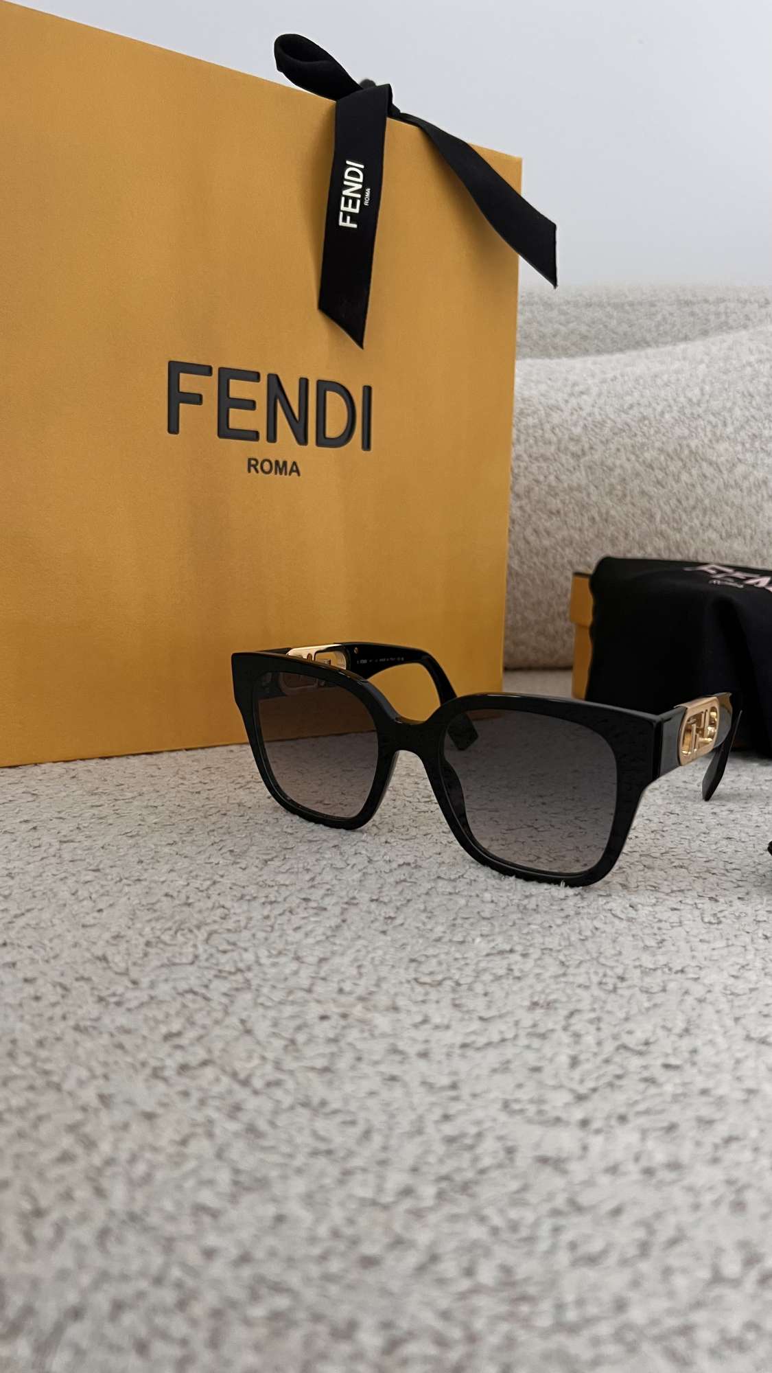 Fendi  SLNEČNÉ OKULIARE