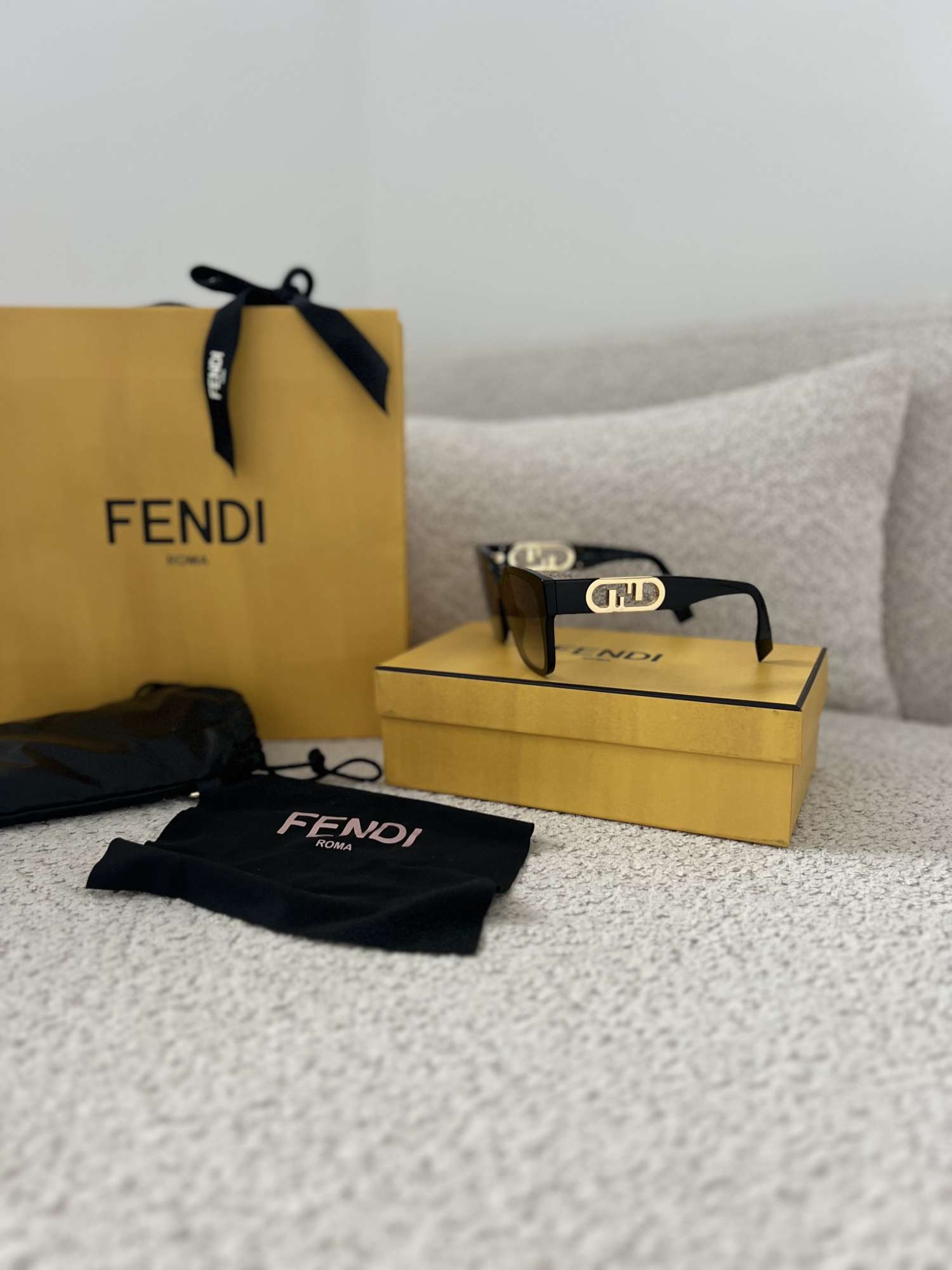 Fendi  SLNEČNÉ OKULIARE