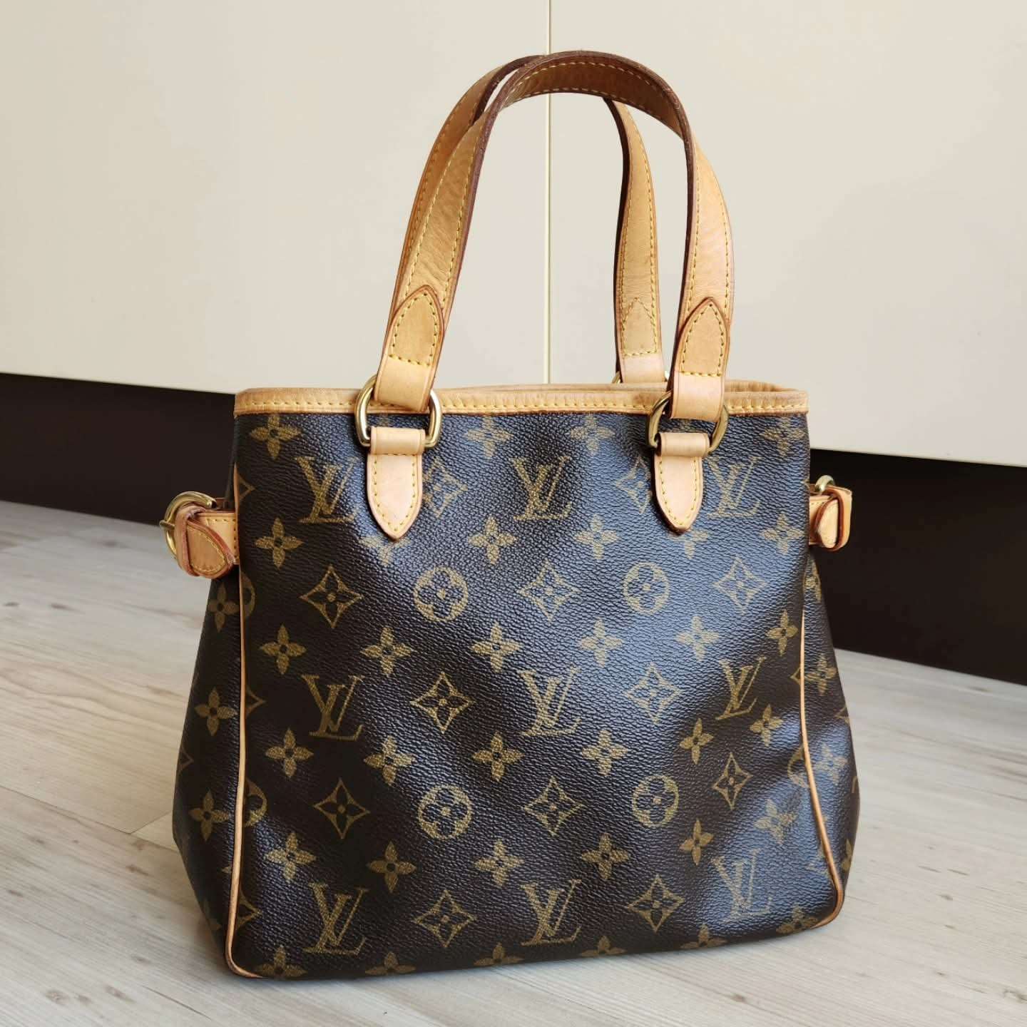 Louis Vuitton Batignolles