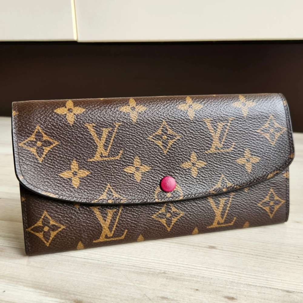Louis Vuitton Emilie