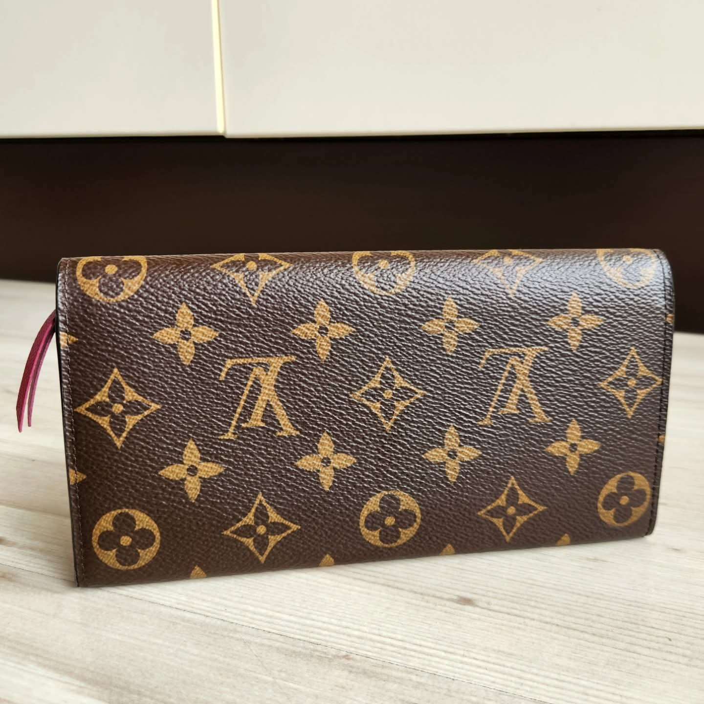 Louis Vuitton Emilie