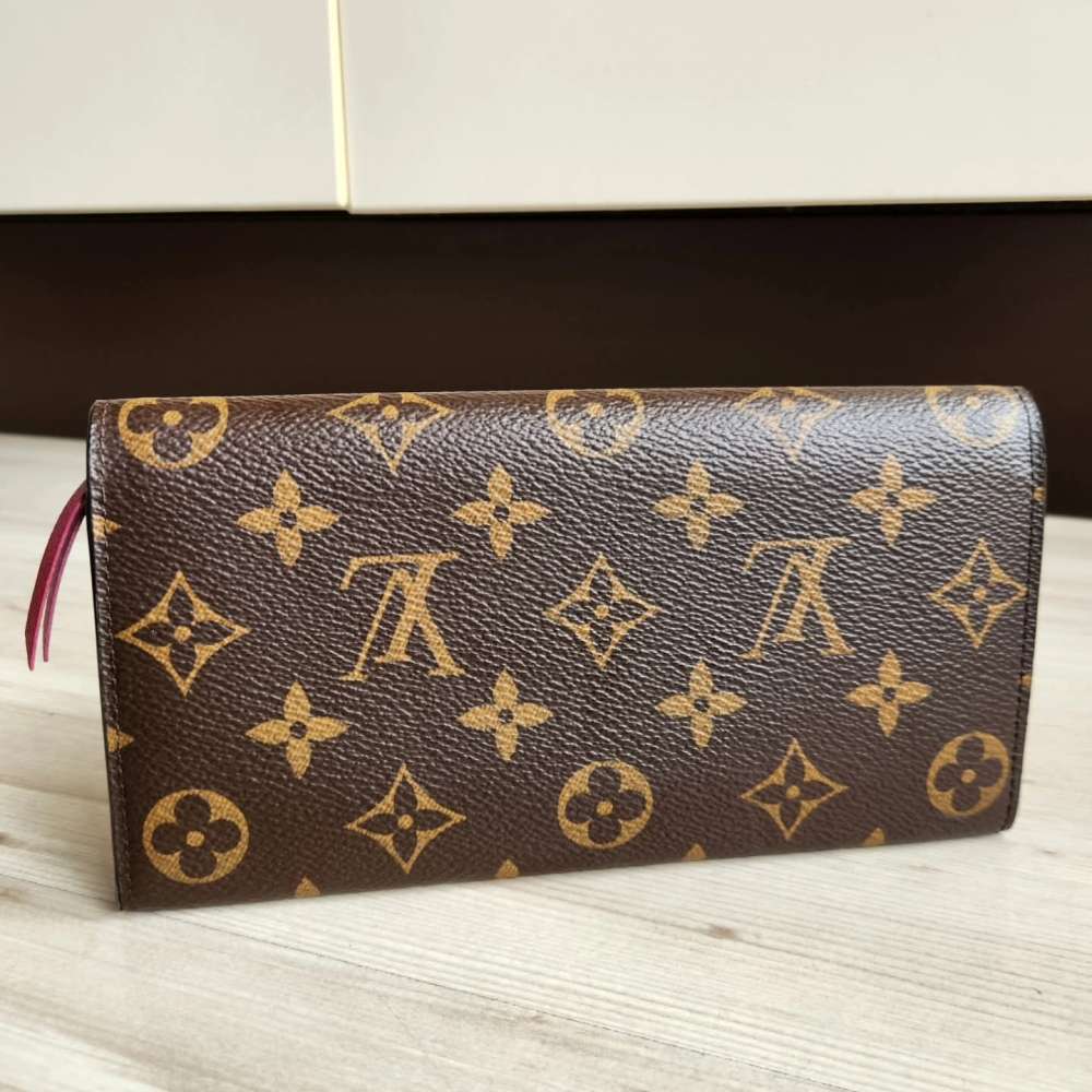Louis Vuitton Emilie
